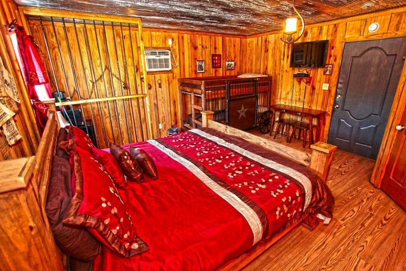 Diamonds Old West Otel Murfreesboro Dış mekan fotoğraf