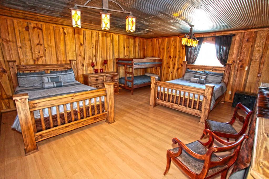 Diamonds Old West Otel Murfreesboro Dış mekan fotoğraf