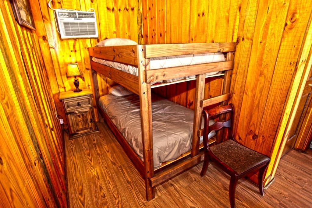Diamonds Old West Otel Murfreesboro Dış mekan fotoğraf