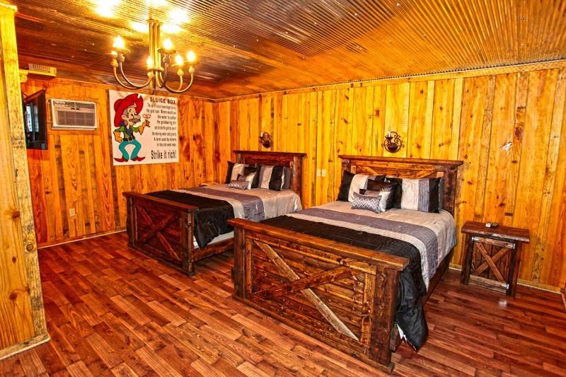 Diamonds Old West Otel Murfreesboro Dış mekan fotoğraf