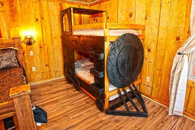 Diamonds Old West Otel Murfreesboro Dış mekan fotoğraf