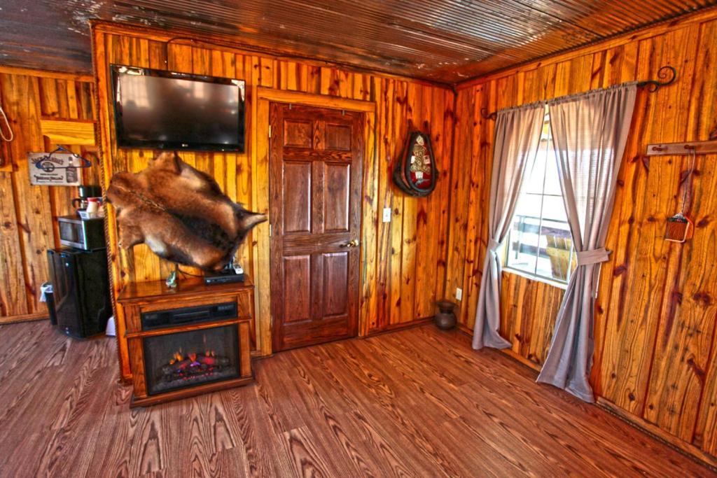 Diamonds Old West Otel Murfreesboro Dış mekan fotoğraf